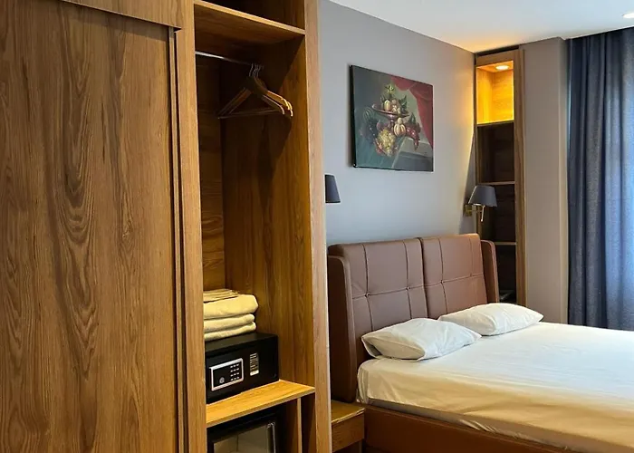 Armagrandi Spina Hotel-special Category 4*