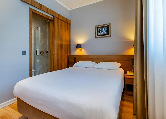 Armagrandi Spina Hotel-special Category Отель Стамбул