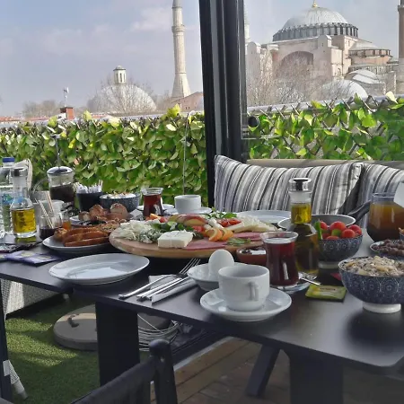 아르마그란디 스피나 호텔-스페셜 카테고리 호텔 4*