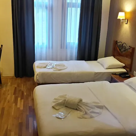 아르마그란디 스피나 호텔-스페셜 카테고리 호텔 4*